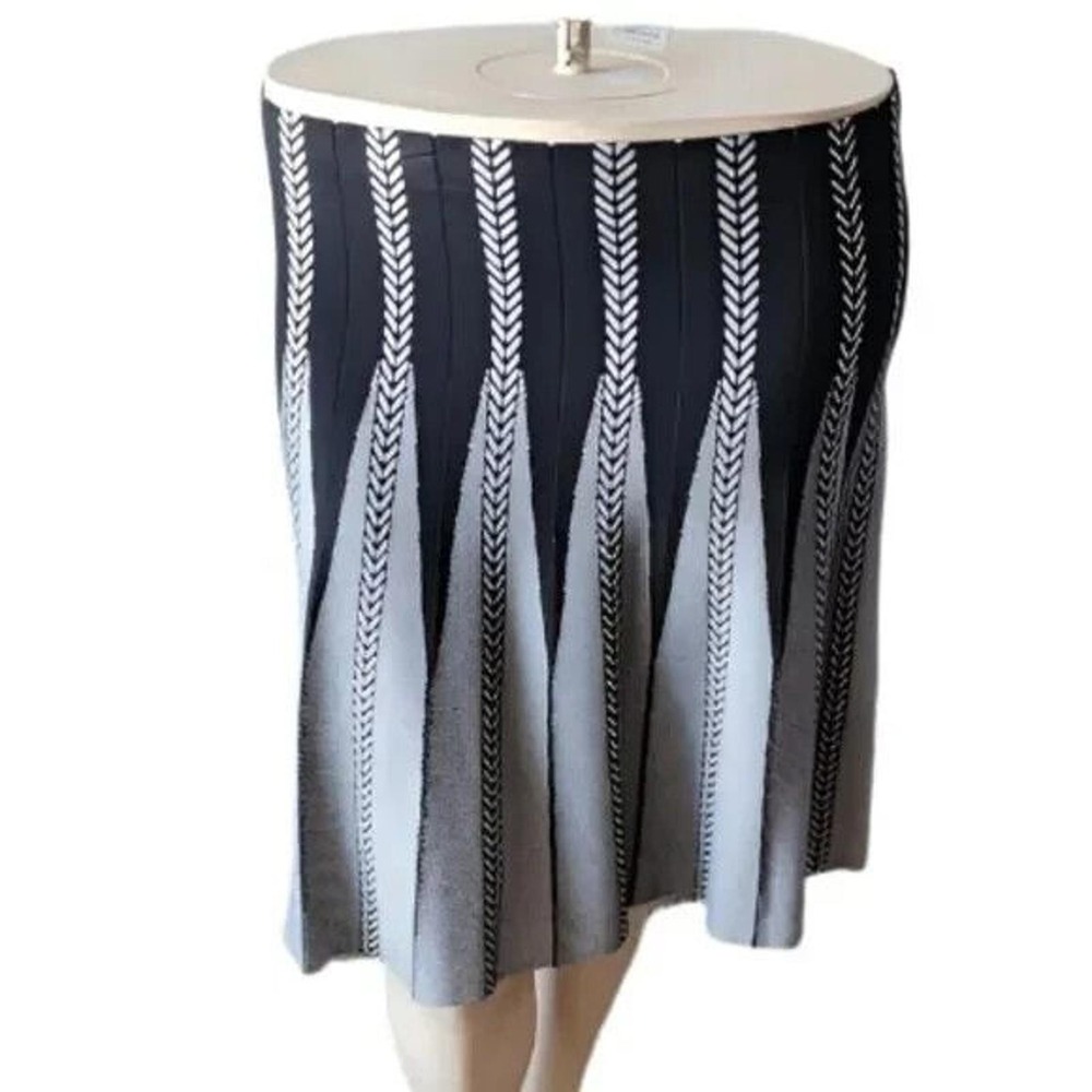 Vila Milano Black White Chevron Knit Midi Skirt 9662-SW144 Size M NEW